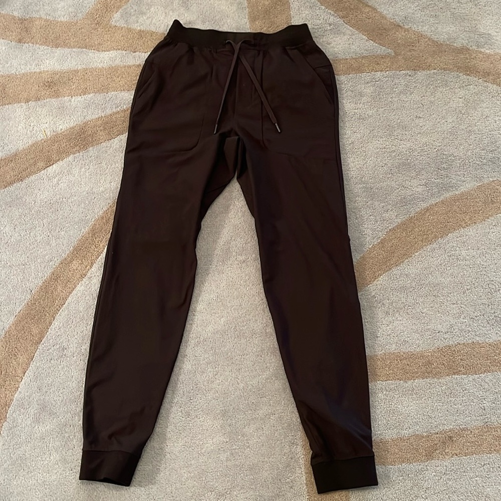 Lululemon Men’s Classic Pace Breaker Jogger Pants, Men’s size Small, worn twice.